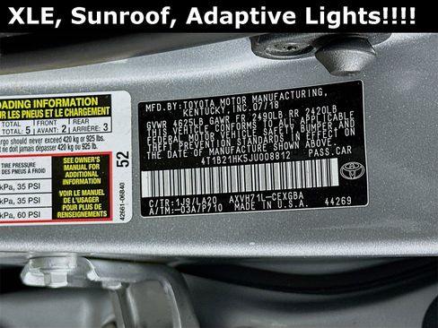 Used 2018 Toyota Camry XLE image 34