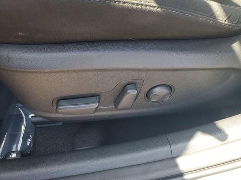 Used 2023 Hyundai Kona SEL AWD/4WD image 7