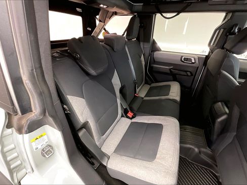 Used 2023 Ford Bronco 4-Door AWD/4WD image 18