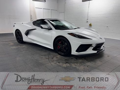 New 2026 Chevrolet Corvette Stingray Coupe w/ Z51 Performance Package RWD image 15