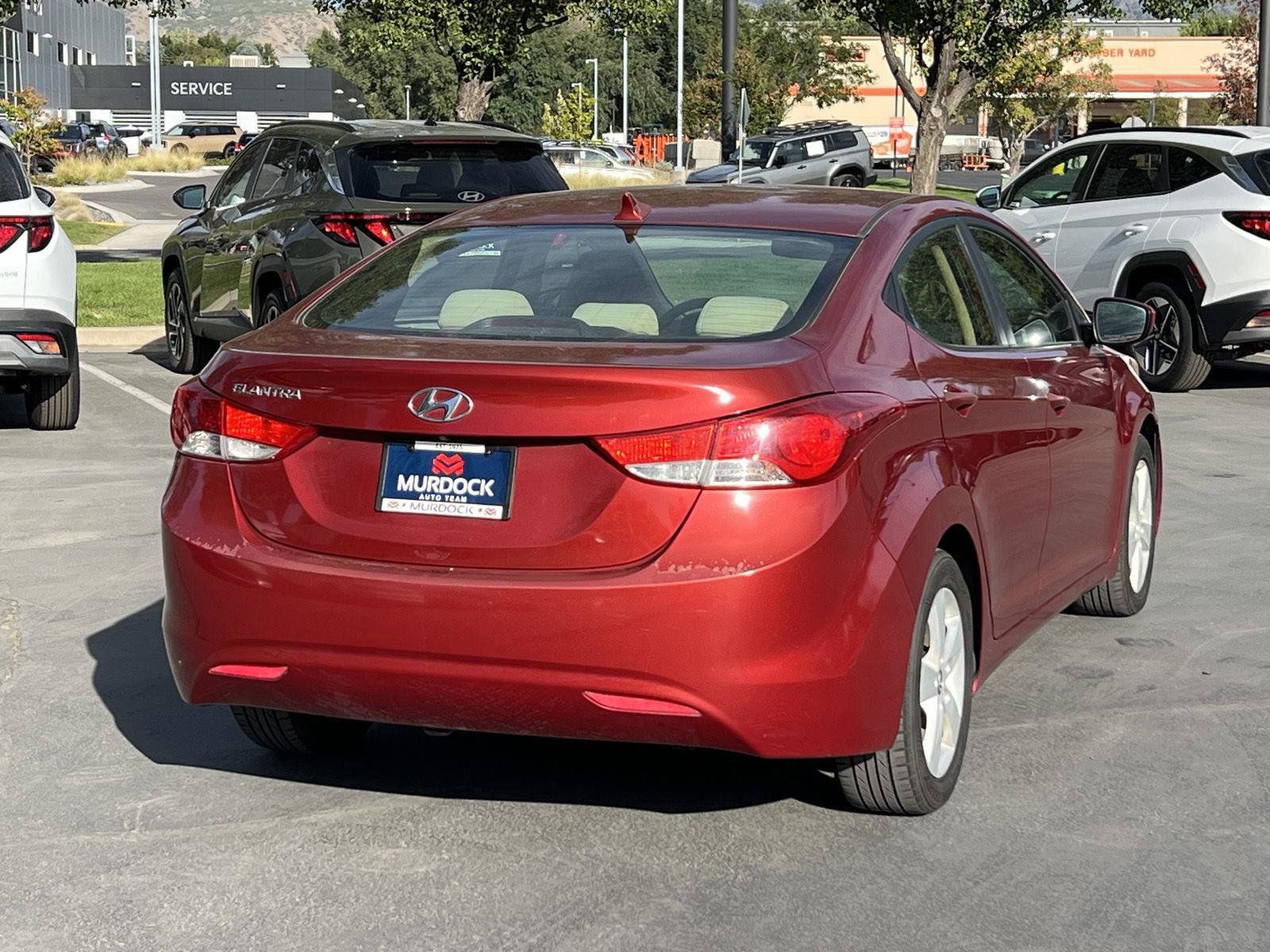 Used 2011 Hyundai Elantra GLS w/ Navigation Pkg 4 FWD image 15