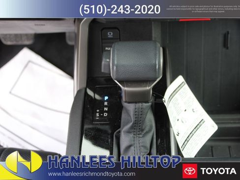 Used 2024 Toyota Tundra Limited AWD/4WD image 20