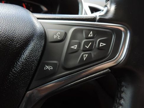 Certified 2020 Chevrolet Equinox LT FWD image 32