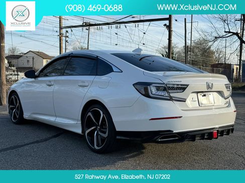Used 2019 Honda Accord Sport image 2