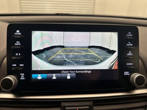 Used 2018 Honda Accord Sport image 21