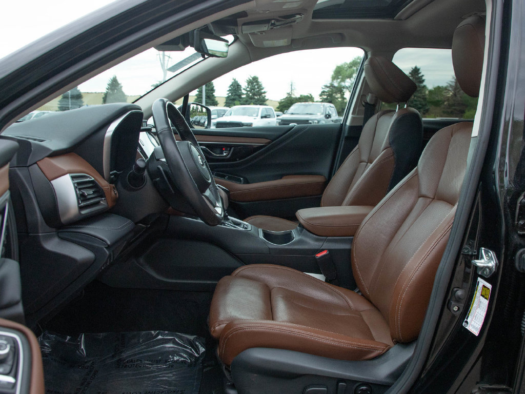 Used 2023 Subaru Outback Touring XT AWD/4WD image 23