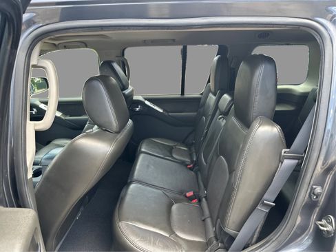 Used 2012 Nissan Pathfinder Silver AWD/4WD image 39