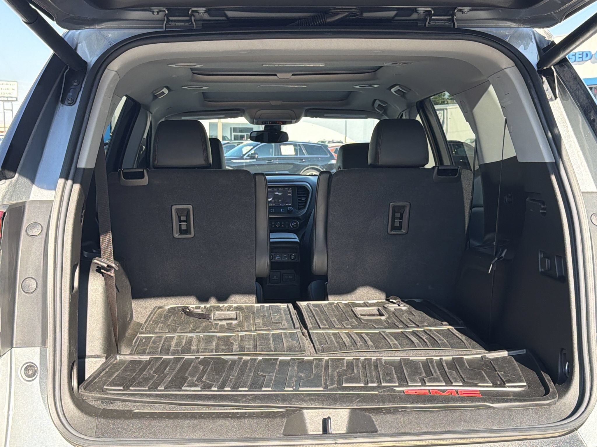 Used 2023 GMC Acadia AT4 w/ Technology Package AWD/4WD image 20