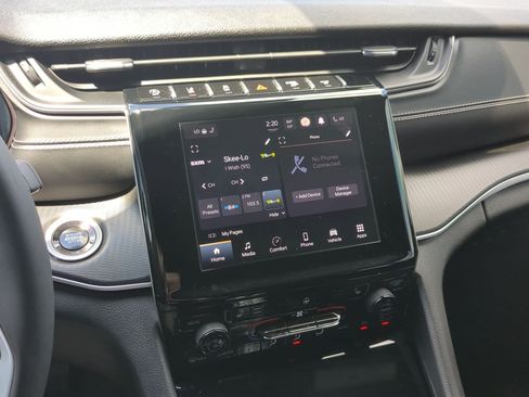 Used 2024 Jeep Grand Cherokee Laredo X w/ Luxury Tech Group I AWD/4WD image 19