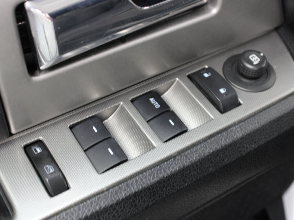 Used 2016 Ford Expedition XLT AWD/4WD image 59