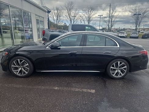 Used 2024 Mercedes-Benz E 350 4MATIC Sedan image 2
