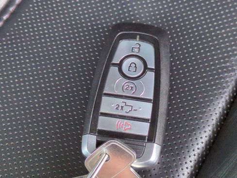 Used 2020 Ford F150 Platinum w/ Technology Package image 44