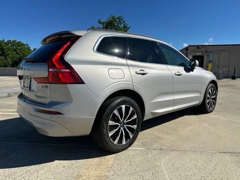 Certified 2023 Volvo XC60 B5 Core w/ Climate Package AWD/4WD image 9