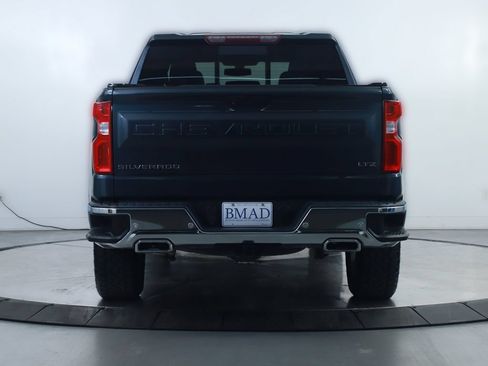 Used 2021 Chevrolet Silverado 1500 LTZ w/ LTZ Convenience Package II AWD/4WD image 11
