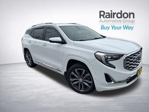 Used 2019 GMC Terrain Denali w/ GMC Pro Grade Package AWD/4WD image 1