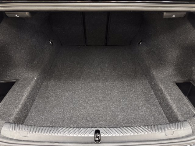 Used 2025 BMW 530i RWD image 26