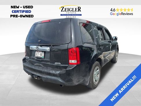 Used 2015 Honda Pilot LX image 2