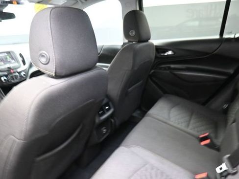 Used 2020 Chevrolet Equinox LT FWD image 19