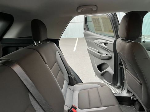 Used 2025 Chevrolet TrailBlazer LT image 35