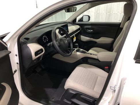 New 2026 Honda HR-V LX image 6