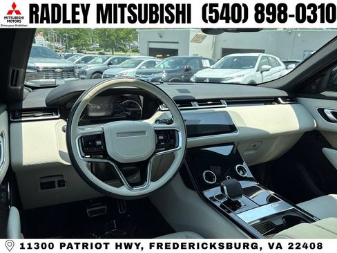 Used 2023 Land Rover Range Rover Velar R-Dynamic S AWD/4WD image 15