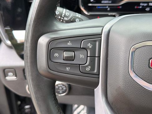 Used 2025 GMC Sierra 1500 SLT AWD/4WD image 8