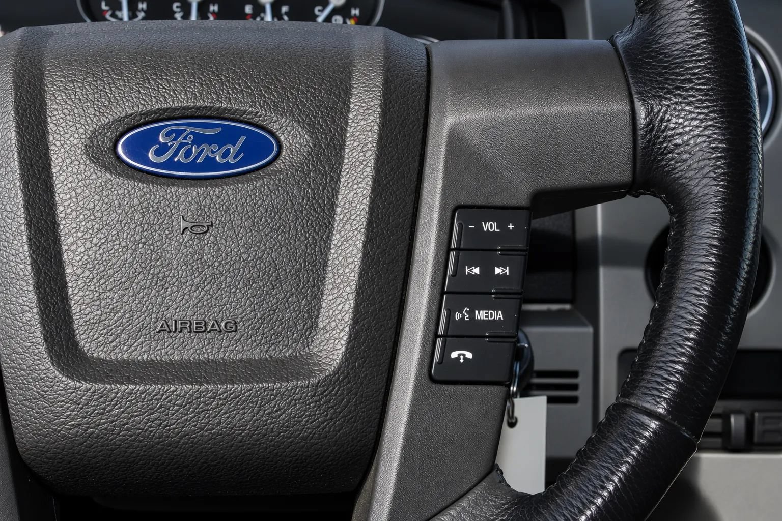 Used 2012 Ford F150 Lariat w/ Lariat Chrome Pkg AWD/4WD image 19