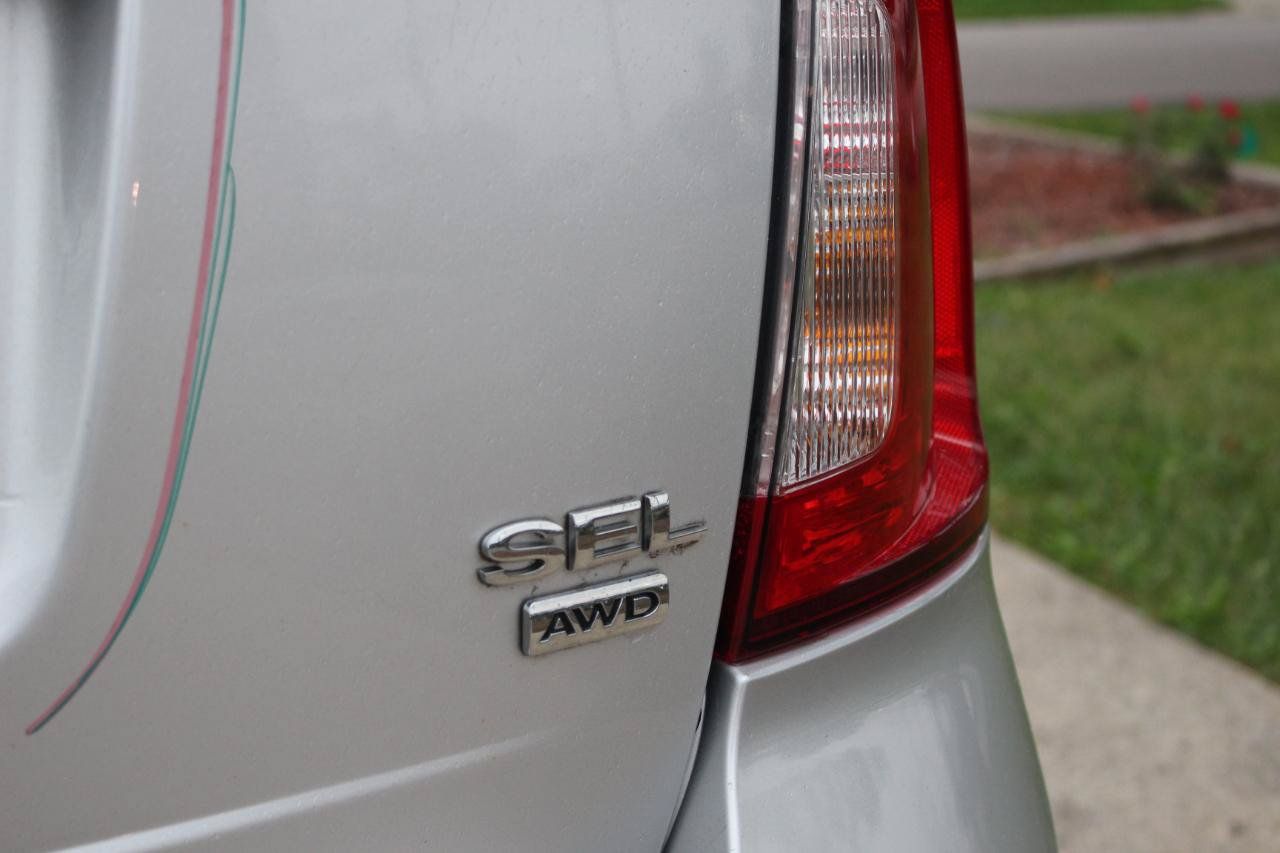 Used 2013 Ford Edge SEL AWD/4WD image 42