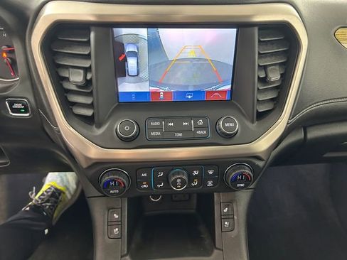 Used 2018 GMC Acadia Denali w/ Technology Package image 23