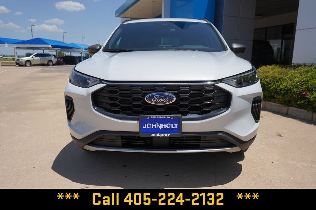 Used 2025 Ford Escape ST-Line AWD/4WD image 3