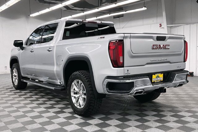 Used 2021 GMC Sierra 1500 SLT w/ SLT Premium Package AWD/4WD image 2