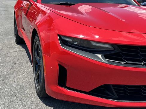 Used 2022 Chevrolet Camaro LT RWD image 11