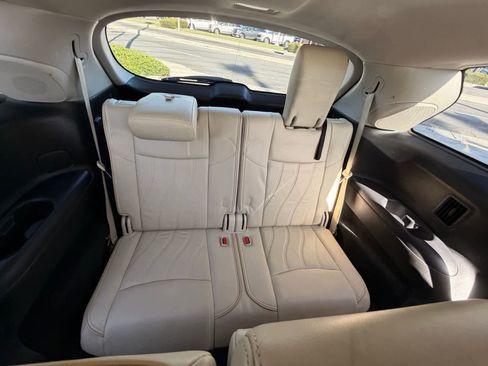 Used 2015 INFINITI QX60 AWD w/ Premium Package image 12