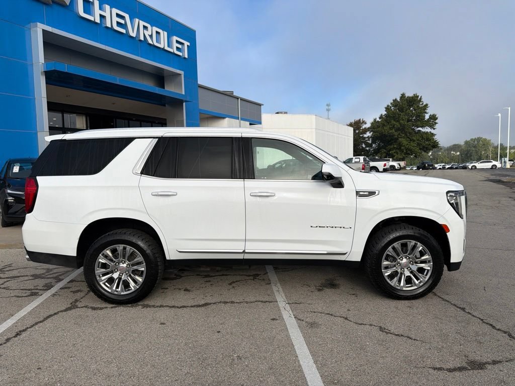 Used 2021 GMC Yukon Denali AWD/4WD image 2