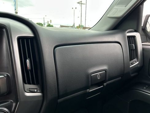 Used 2015 Chevrolet Silverado 1500 LT AWD/4WD image 35