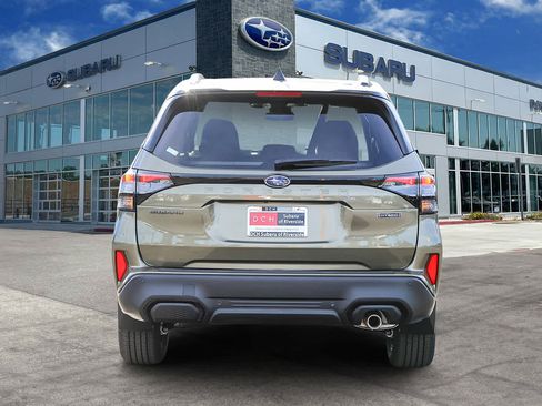 New 2025 Subaru Forester Touring image 5