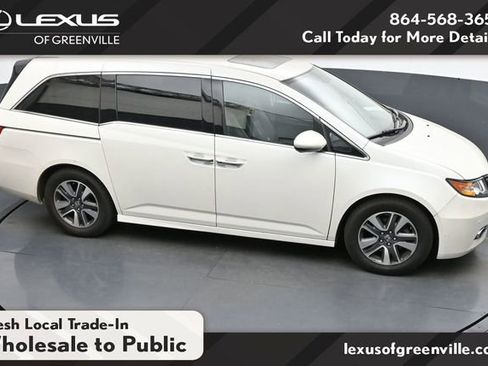 Used 2015 Honda Odyssey Touring image 25