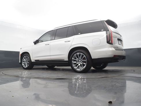 Used 2021 Cadillac Escalade Sport w/ Driver Assist Tech Package AWD/4WD image 53