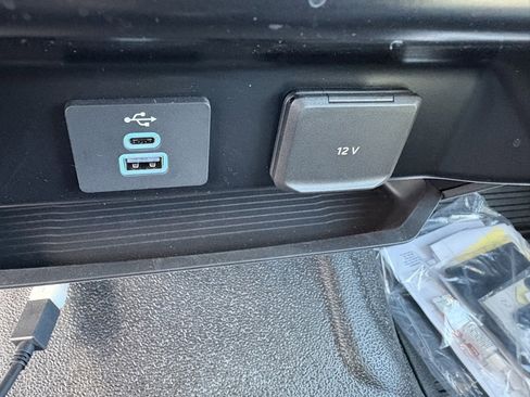 New 2025 Ford F550 4x4 Regular Cab Super Duty image 16