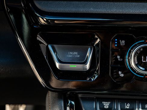 Used 2024 GMC Sierra 3500 AT4 w/ AT4 Premium Plus Package image 22