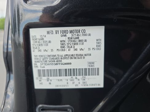 Used 2015 Ford F150 Platinum w/ Equipment Group 701A Luxury AWD/4WD image 34