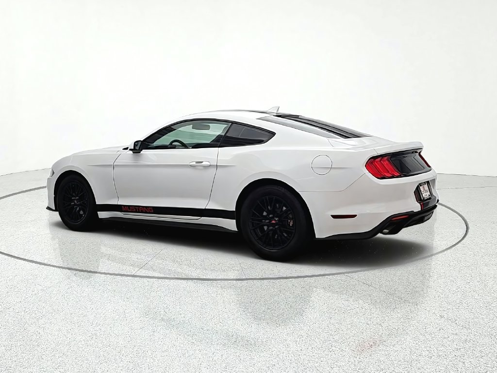 Used 2020 Ford Mustang Coupe RWD image 5