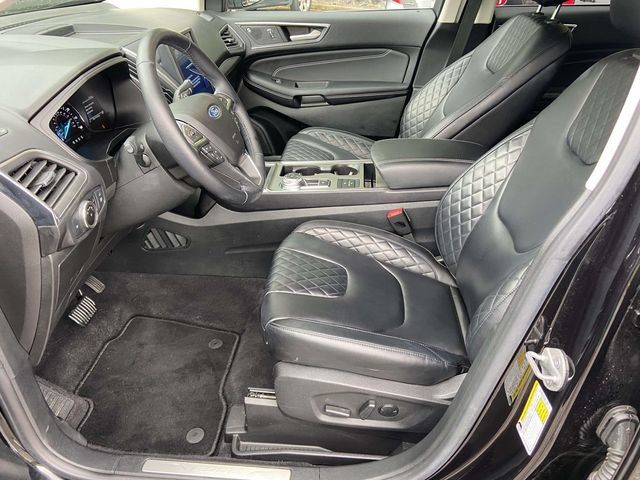 Used 2023 Ford Edge Titanium AWD/4WD image 14
