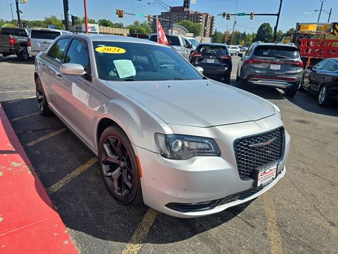 Used 2021 Chrysler 300 S image 7