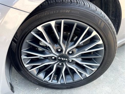Used 2023 Kia Forte GT-Line w/ GT-Line Technology Package FWD image 6
