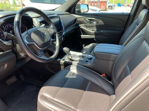 Used 2022 Chevrolet Traverse Premier w/ Redline Edition image 11