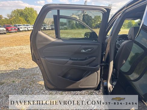 Certified 2023 Chevrolet Traverse Premier w/ Redline Edition image 20