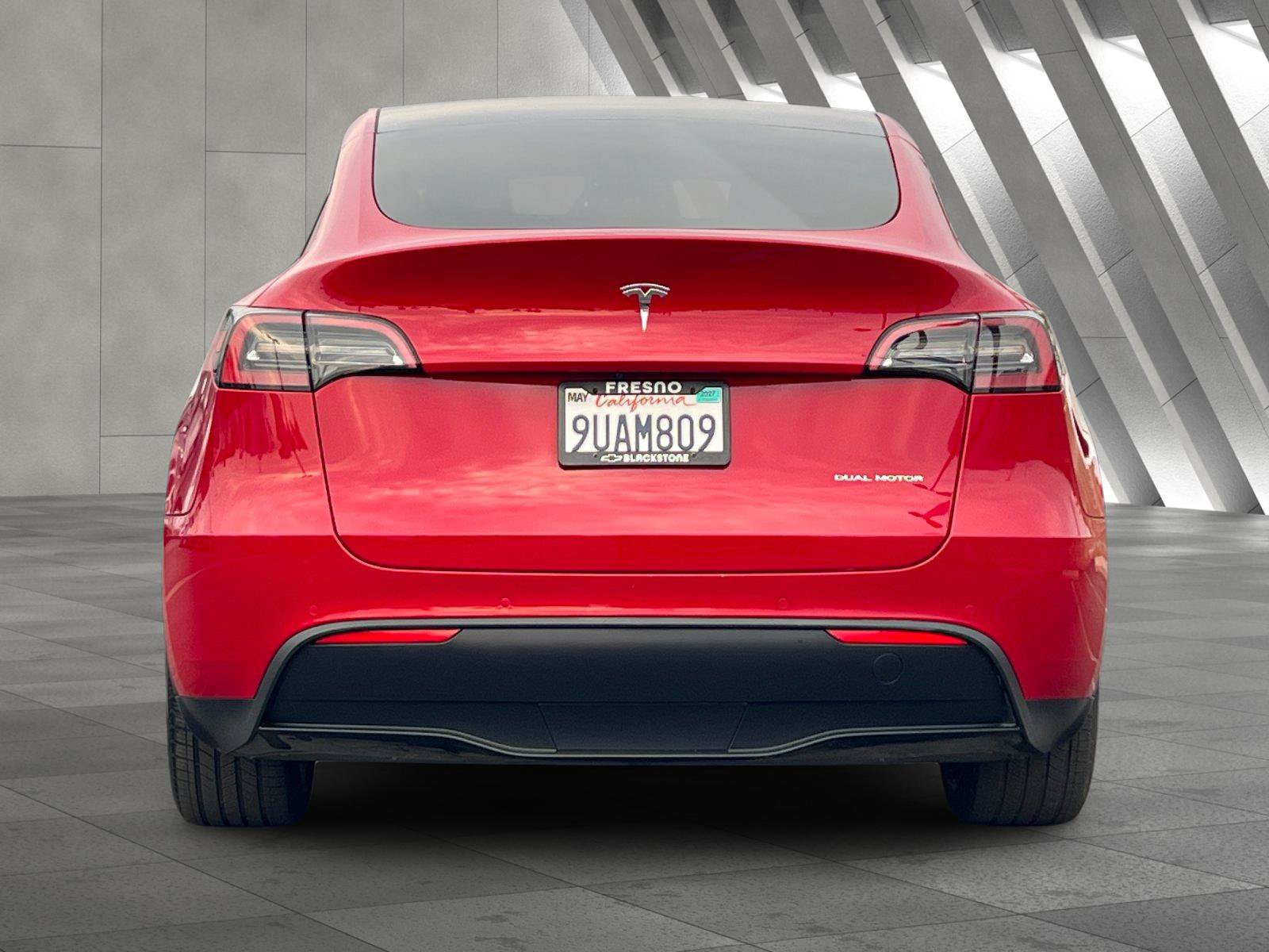 Used 2022 Tesla Model Y Long Range AWD/4WD image 5