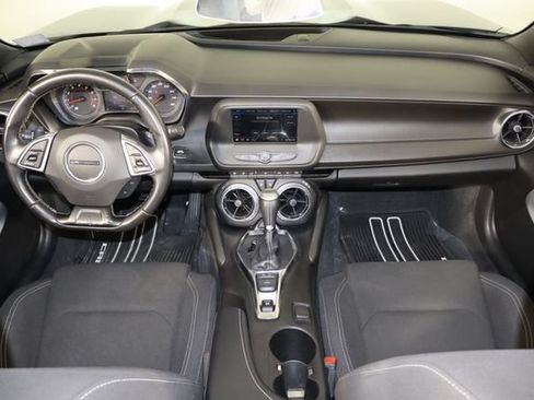 Used 2019 Chevrolet Camaro LT RWD image 18