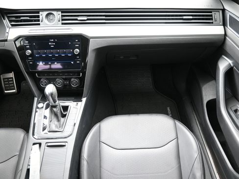 Used 2019 Volkswagen Arteon SE image 38